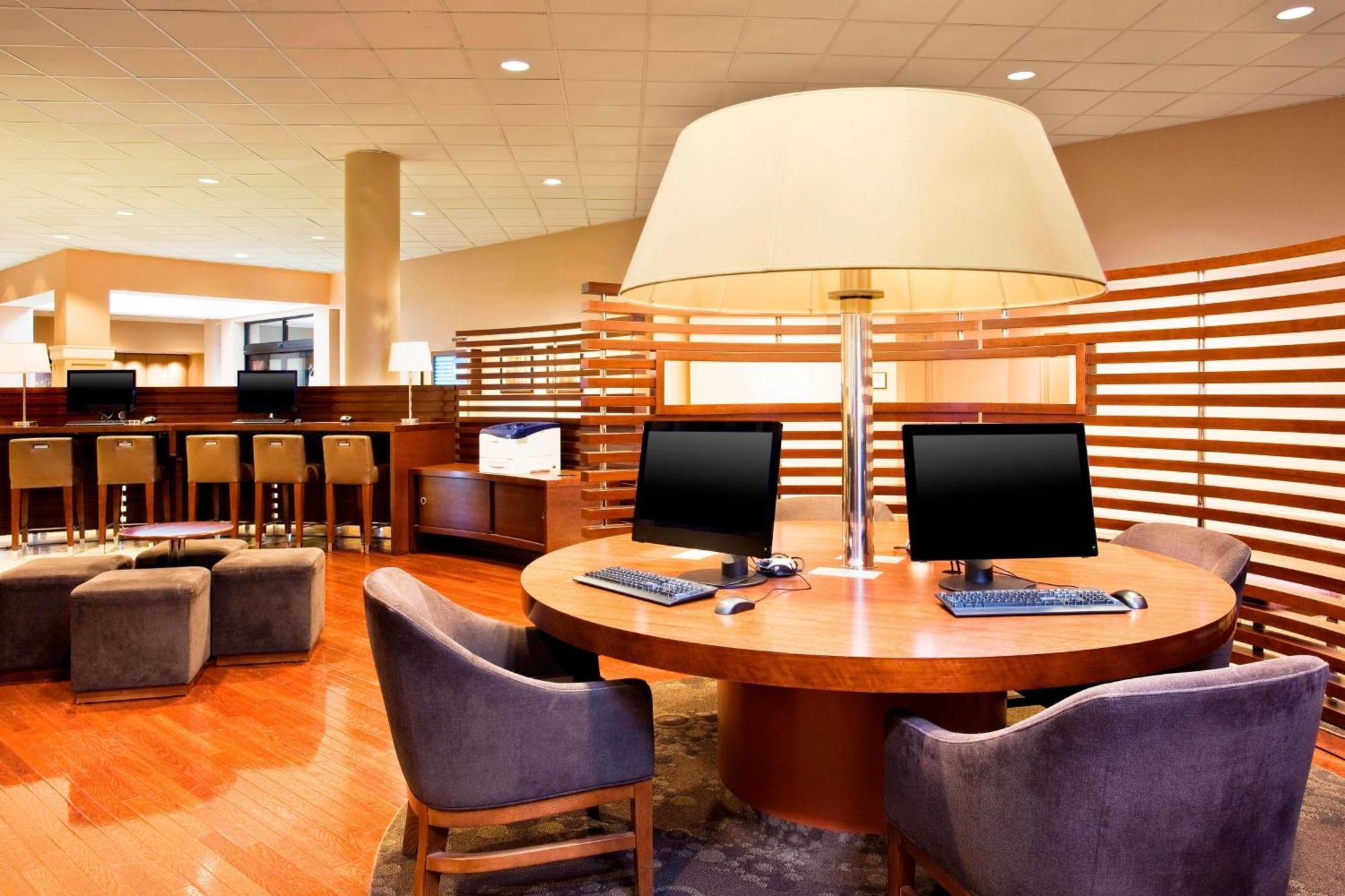 Sheraton Parsippany Hotel Zewnętrze zdjęcie
